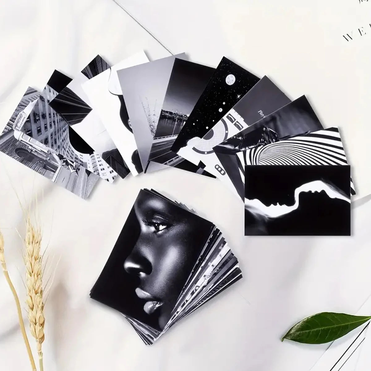 50pcs Black & White Wall Collage