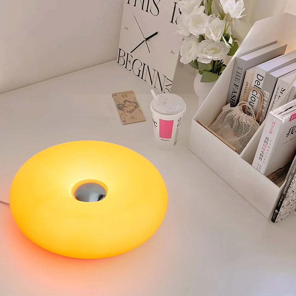 Donut table lamp